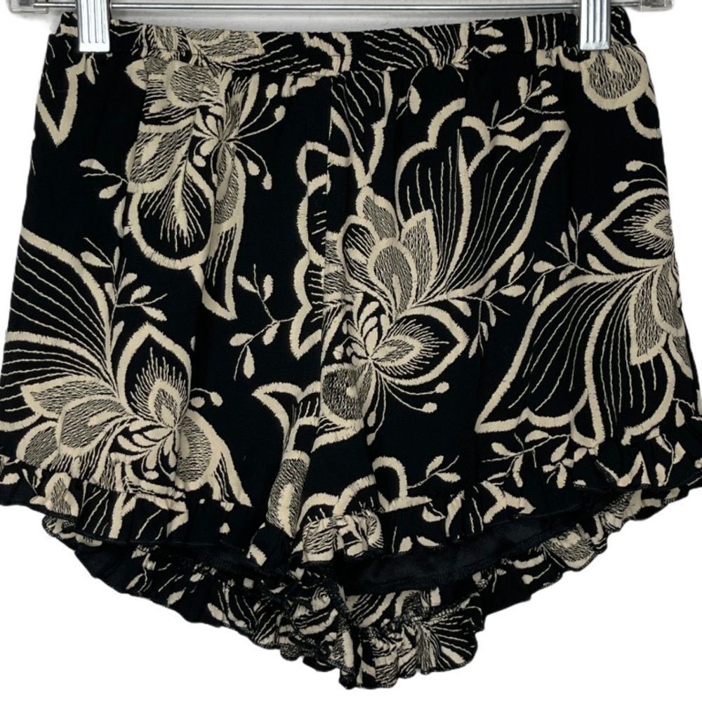 Honey Punch Shorts‎ Black